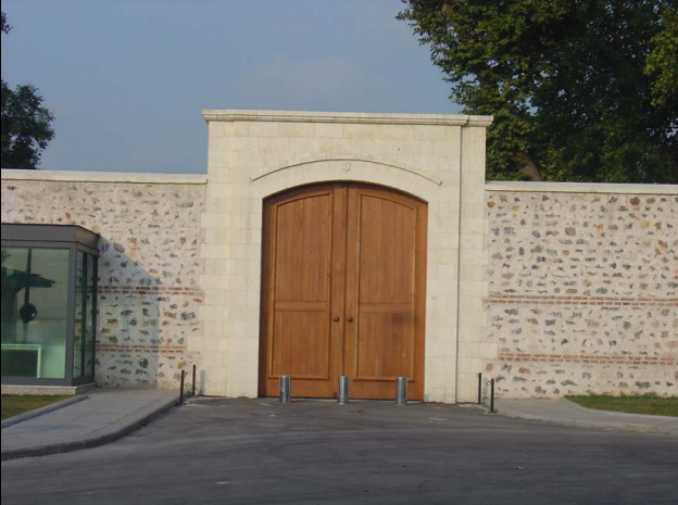 Dolmabahçe Sarayı Musahiban Kapısı